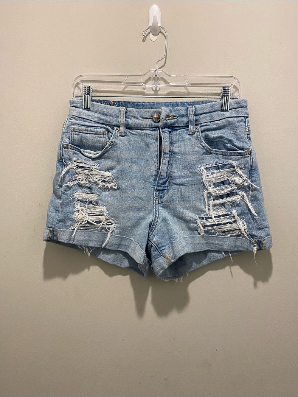 American Eagle Curvy Mom Distressed Denim Shorts Light Blue Women's Size 6 EUC